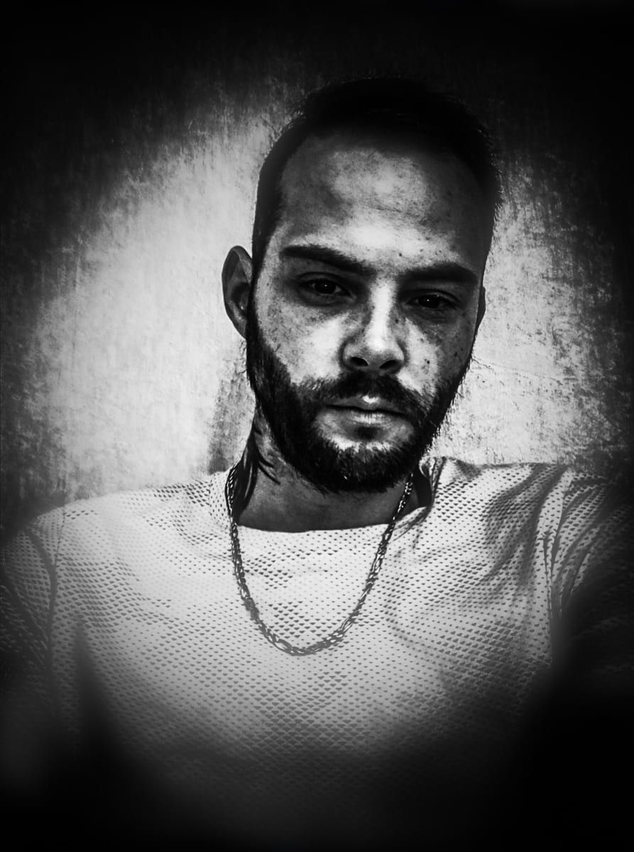 Profil von Bayron